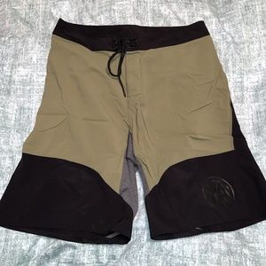 Reebok CrossFit boardshorts, sz M